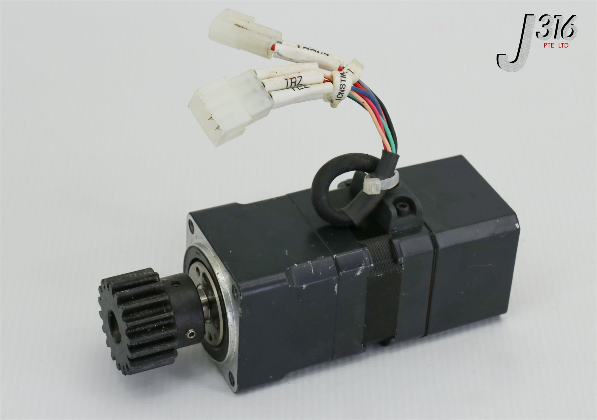 21825 ORIENTAL MOTOR VEXTA 5-PHASE STEPPING MOTOR W/ GEARHEAD
